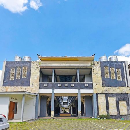 Super Oyo 91495 Hotel Indah Residence Denpasar Kültér fotó